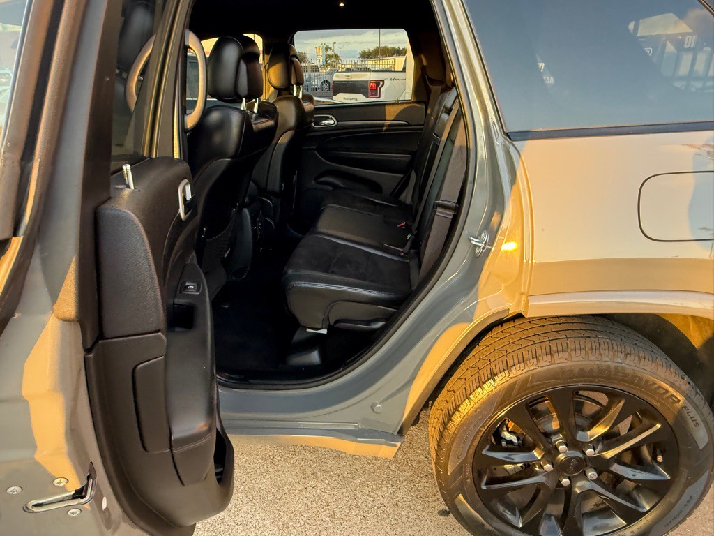 2021 Jeep Grand Cherokee Image 17