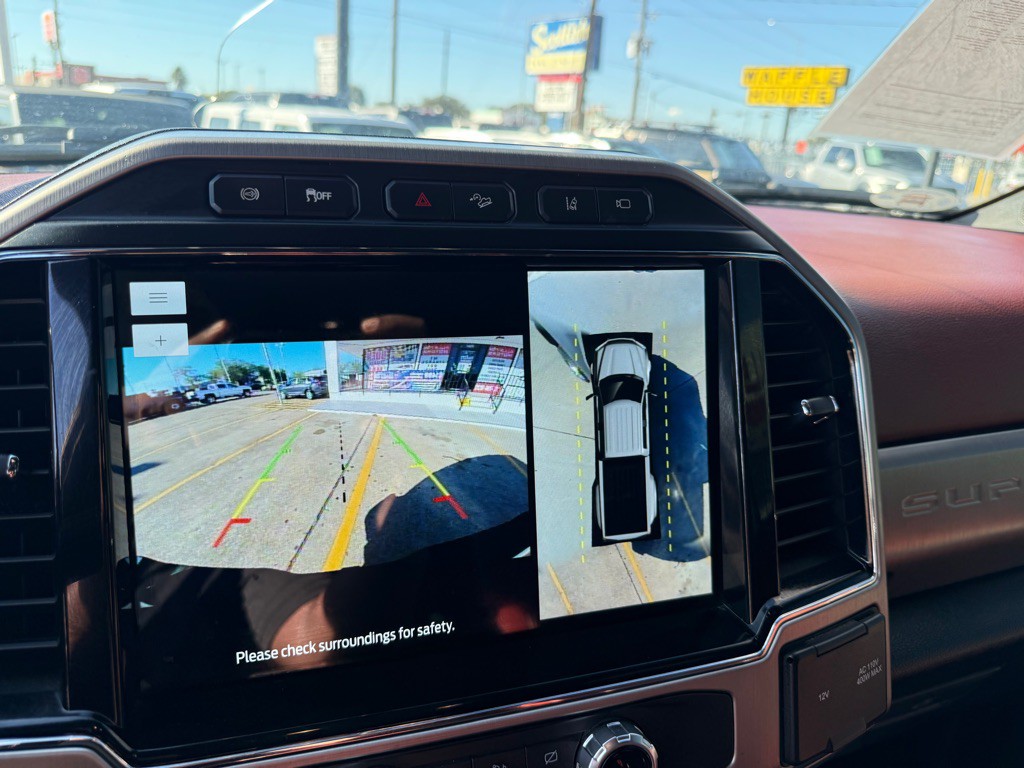 2022 Ford F-350 Image 24