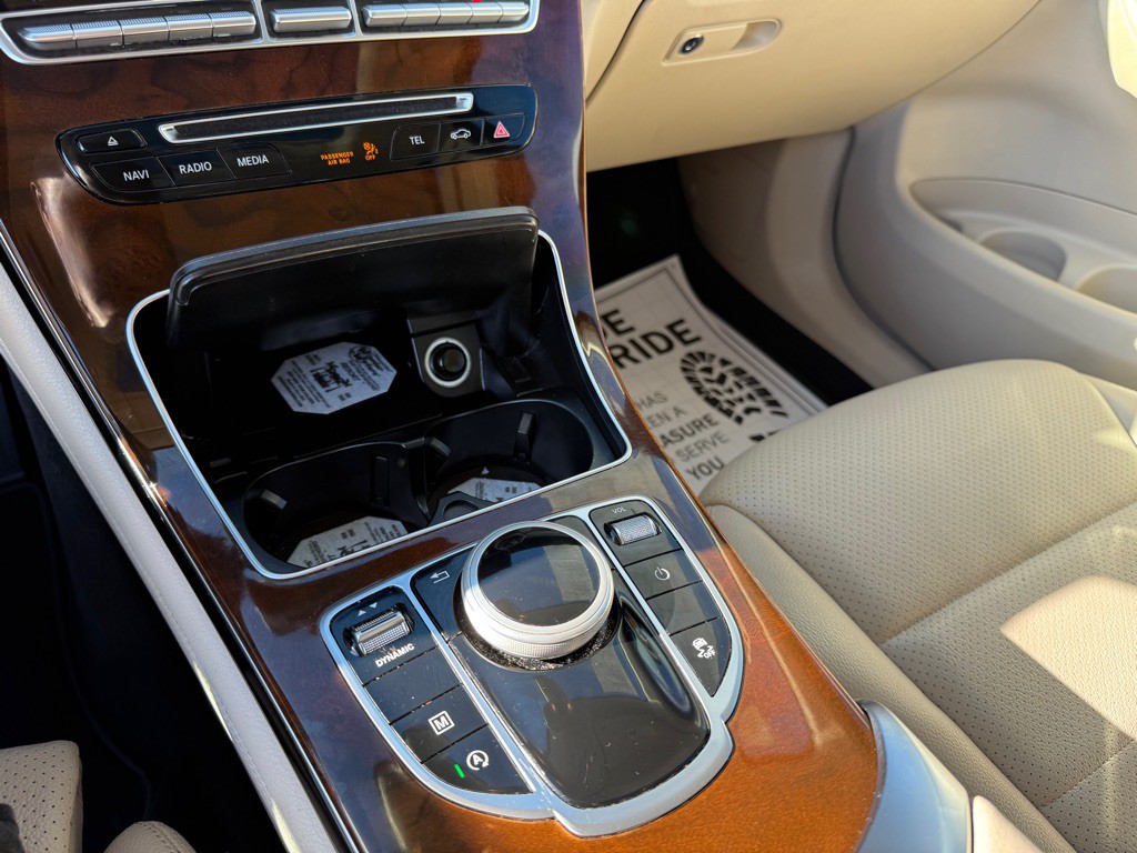 2018 Mercedes-Benz GLC-Class Image 18