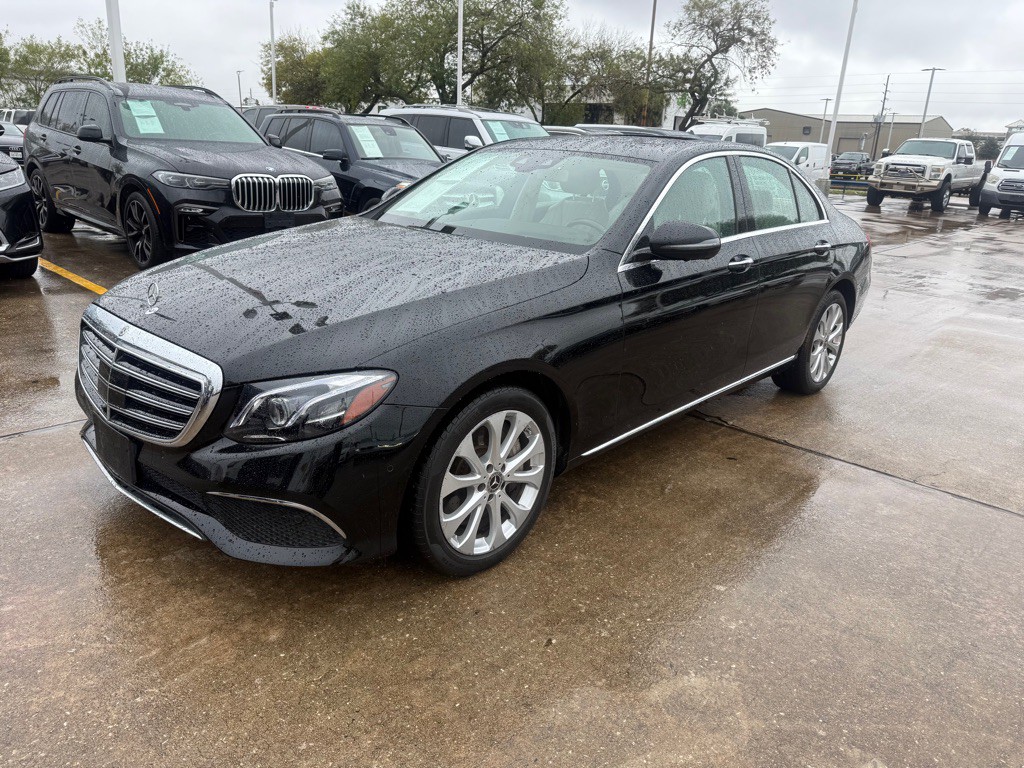 2018 Mercedes-Benz E-Class Image 1