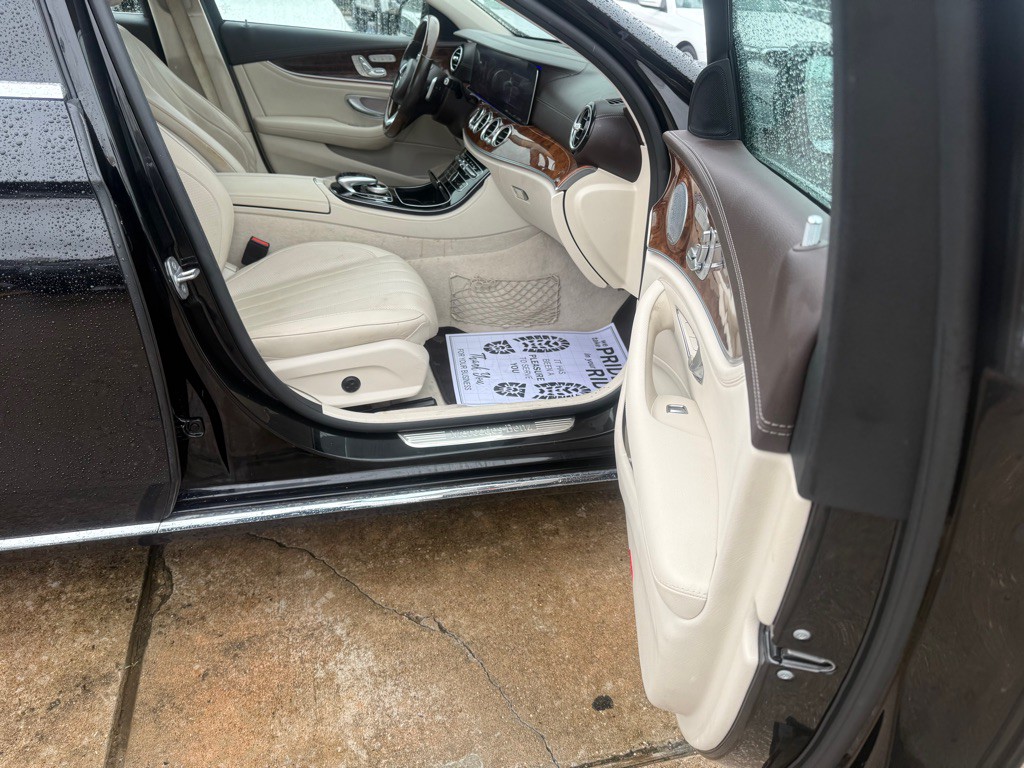 2018 Mercedes-Benz E-Class Image 6