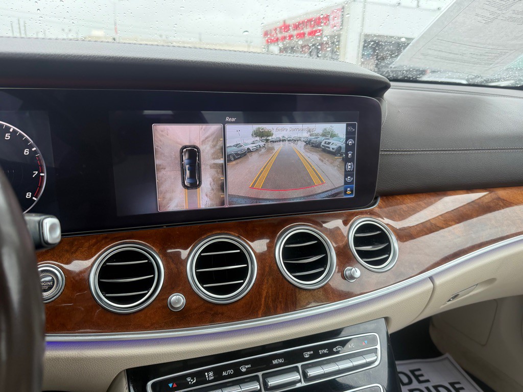 2018 Mercedes-Benz E-Class Image 20