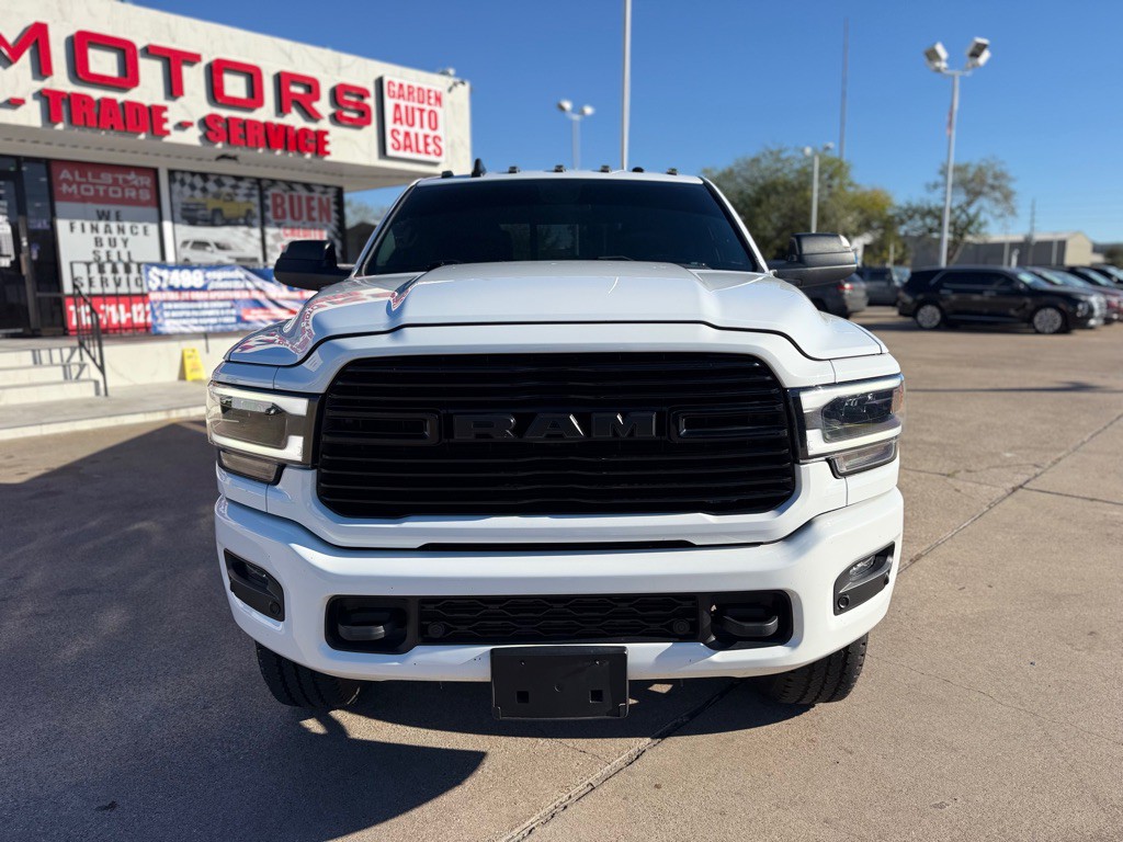 2021 RAM 3500 Image 2