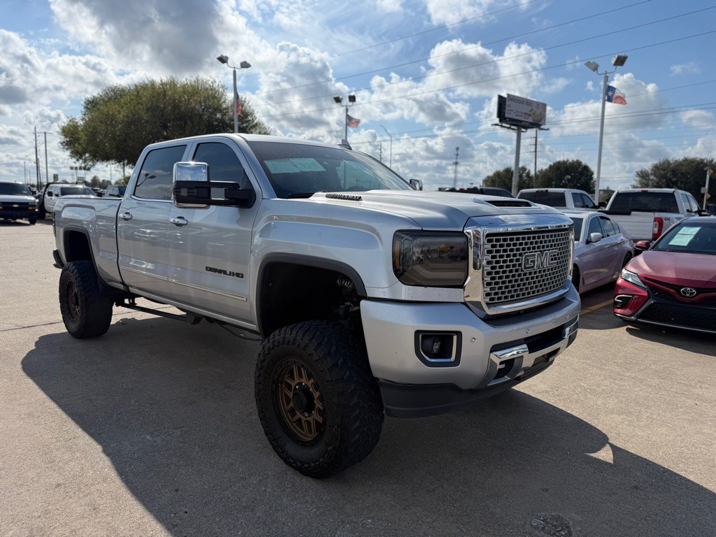 2017 GMC Sierra 2500 Image 6