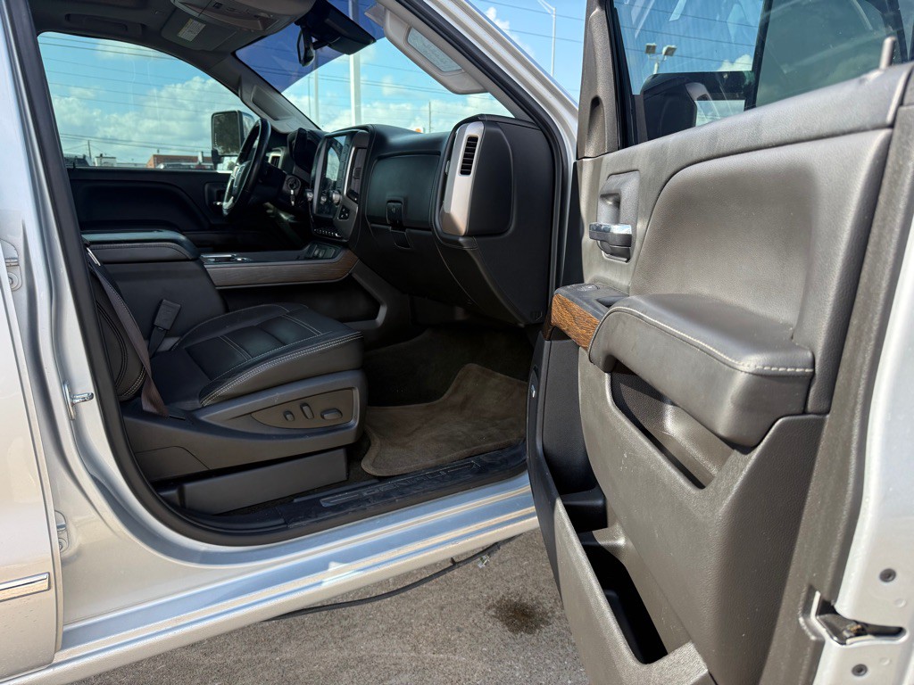 2017 GMC Sierra 2500 Image 7