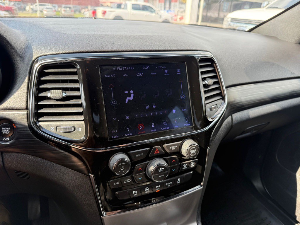 2019 Jeep Grand Cherokee Image 17