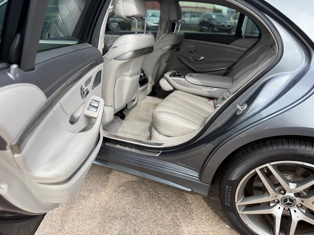 2017 Mercedes-Benz S-Class Image 5