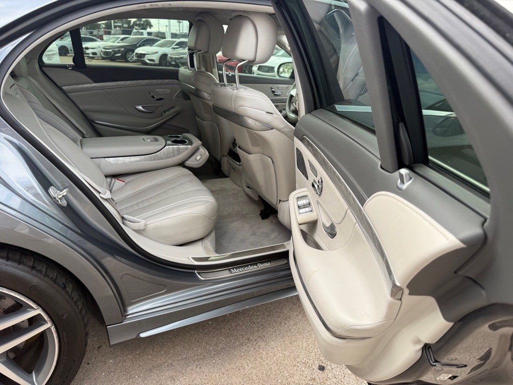 2017 Mercedes-Benz S-Class Image 13