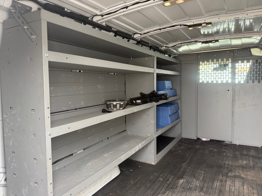 2021 Chevrolet Express Image 5