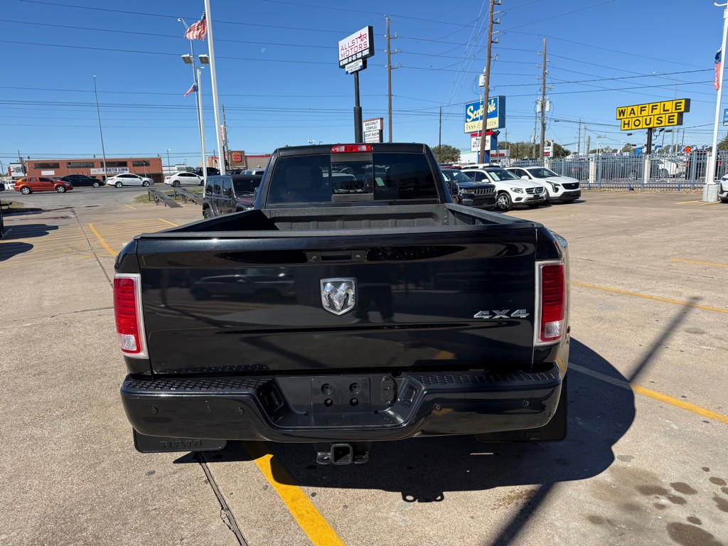 2017 RAM 3500 Image 13