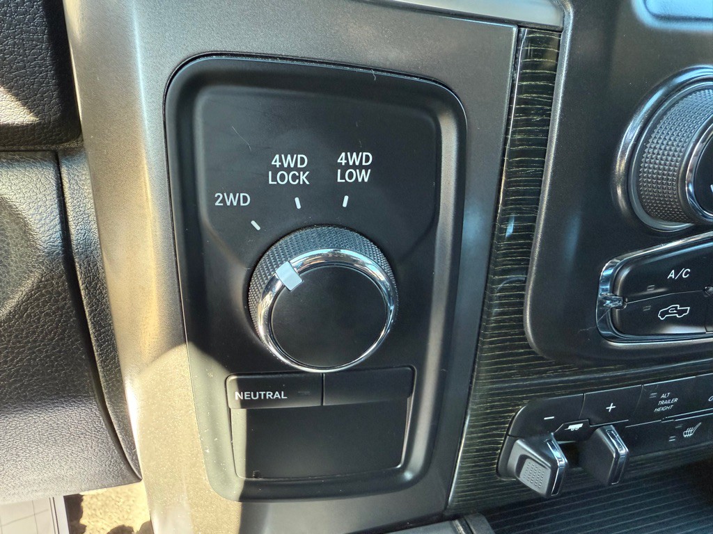 2017 RAM 3500 Image 22