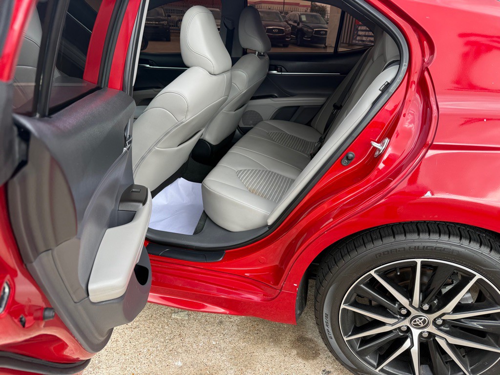 2022 Toyota Camry Image 4