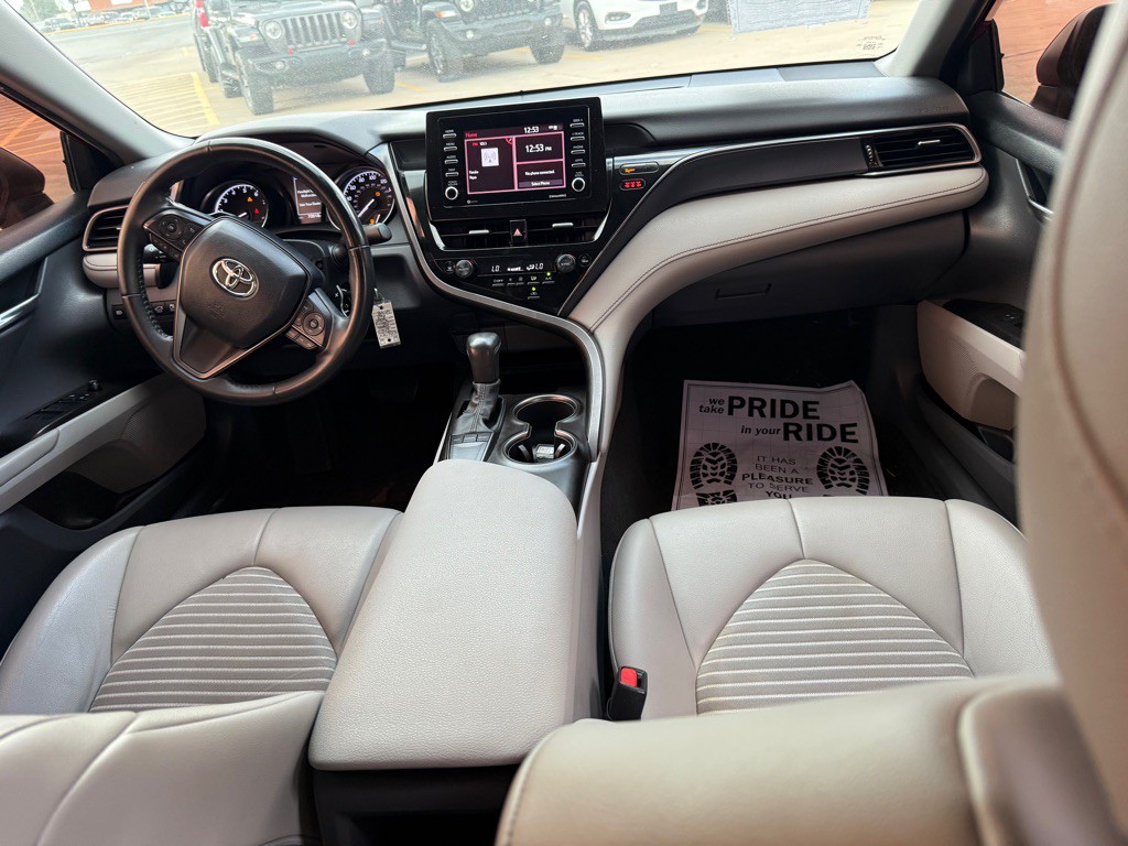 2022 Toyota Camry Image 10