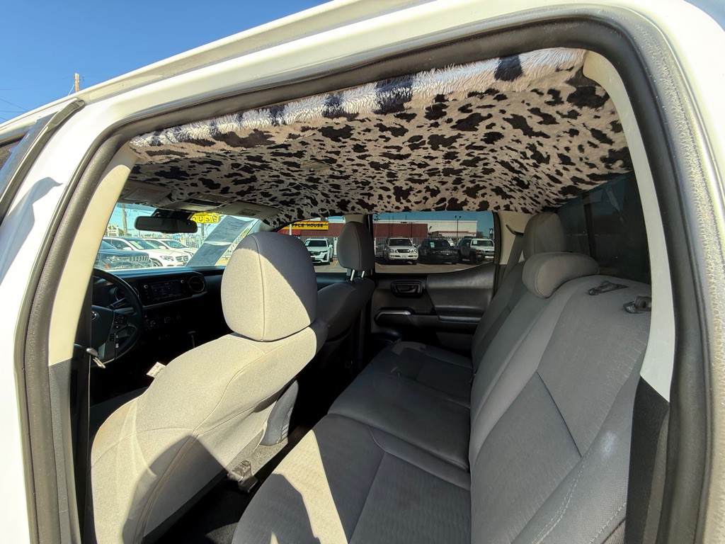 2019 Toyota Tacoma Image 5