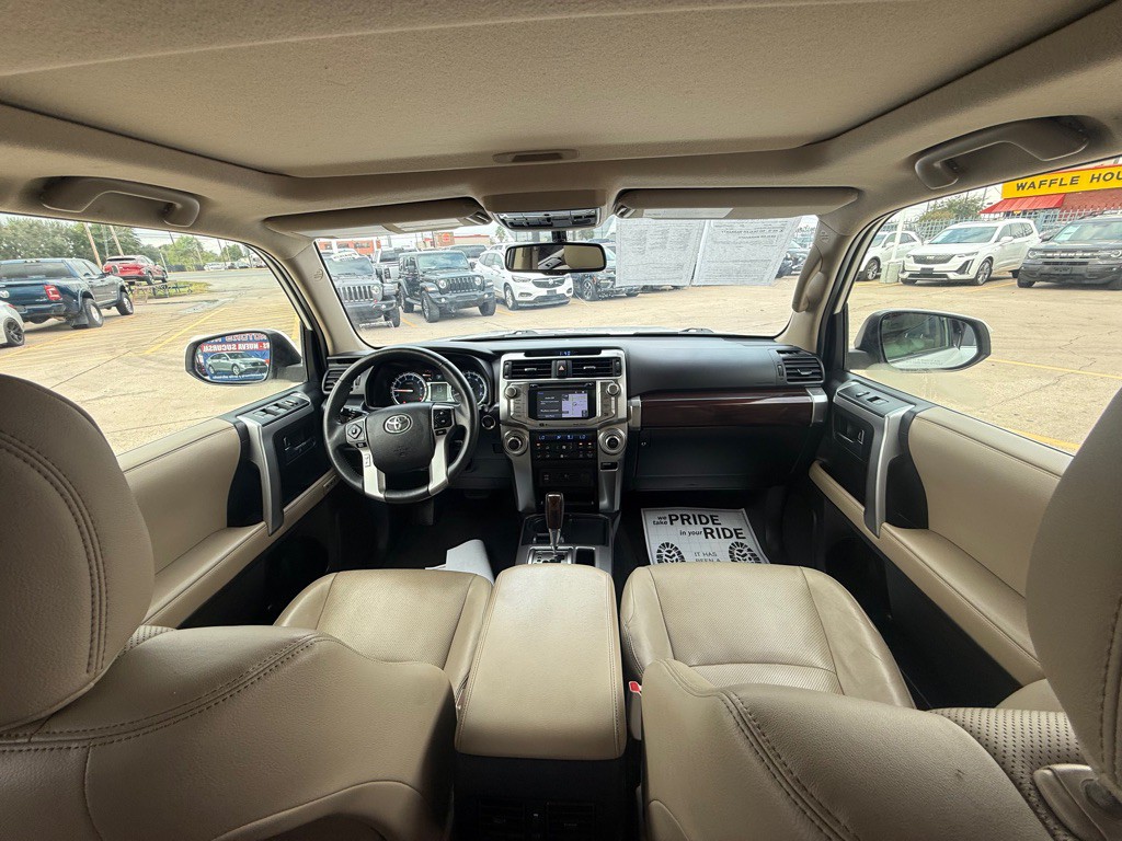 2019 Toyota 4Runner Image 8