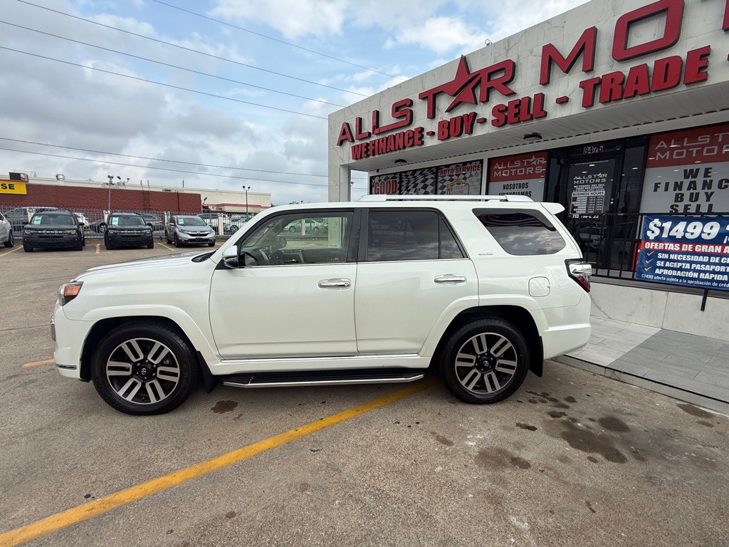 2019 Toyota 4Runner Image 11