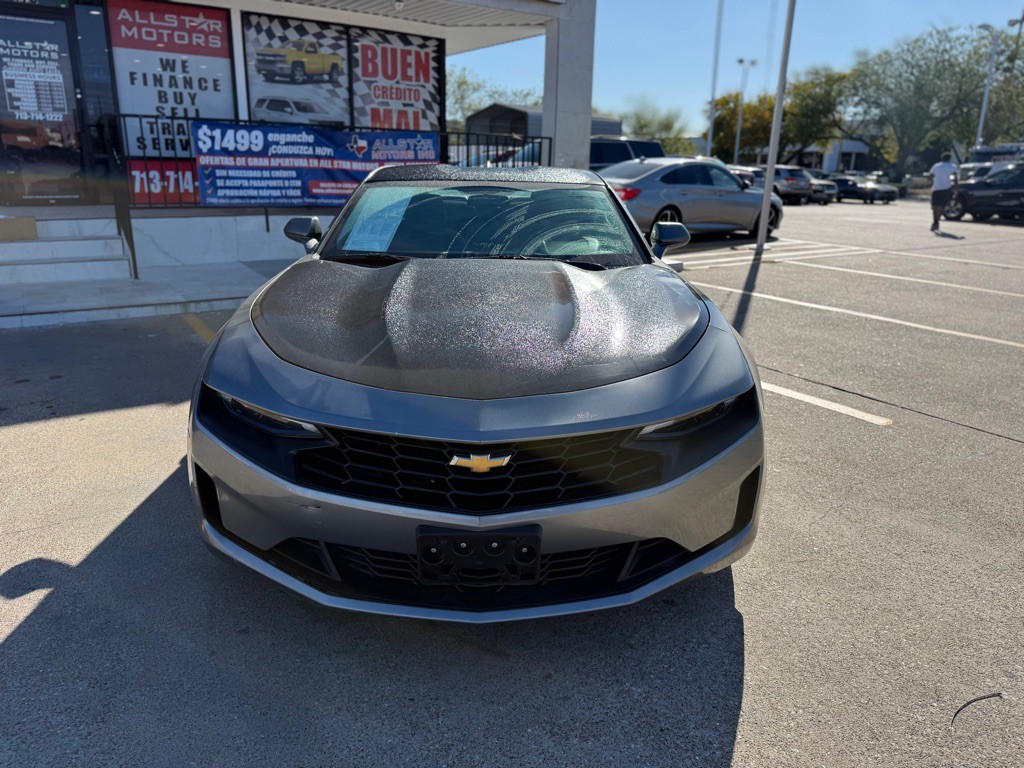 2022 Chevrolet Camaro Image 2