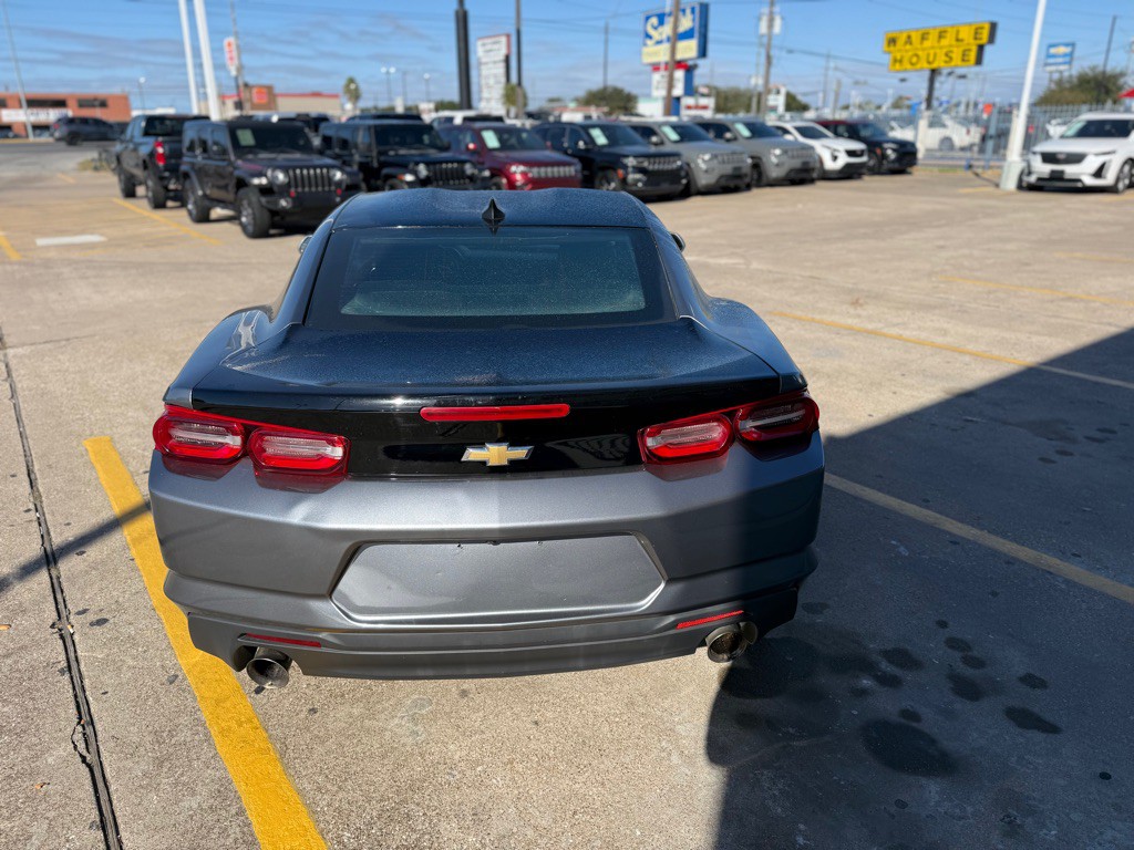 2022 Chevrolet Camaro Image 7