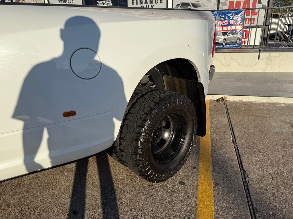 2018 RAM 3500 Image 13