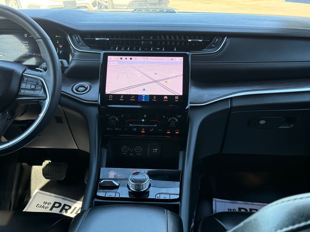 2024 Jeep Grand Cherokee Image 10