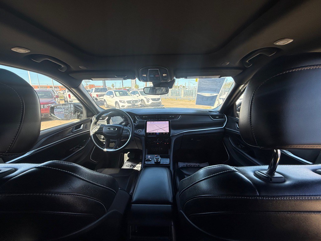 2024 Jeep Grand Cherokee Image 12