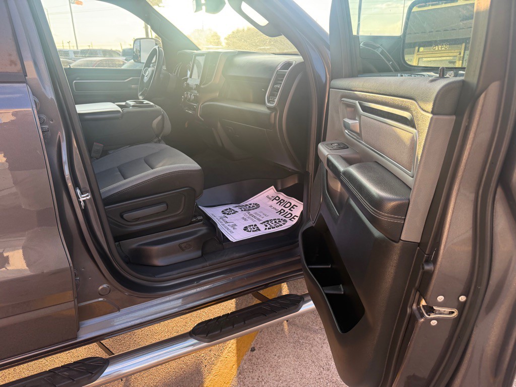 2021 RAM 1500 Image 6