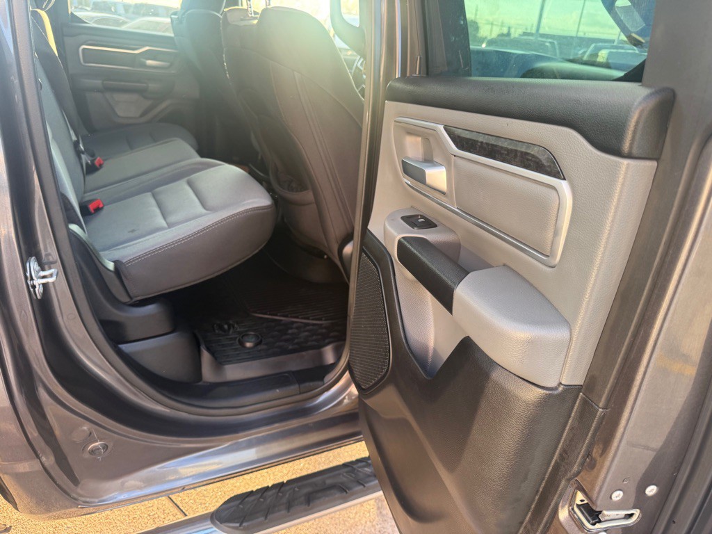 2021 RAM 1500 Image 7