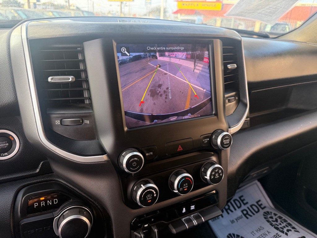 2021 RAM 1500 Image 18