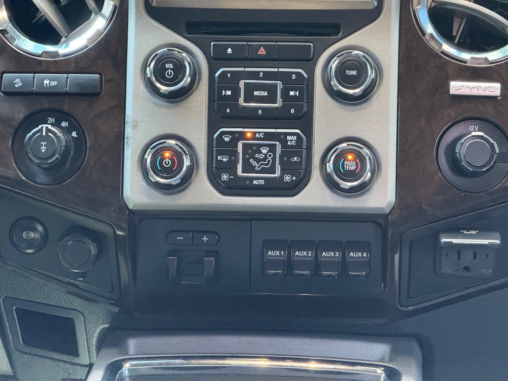 2016 Ford F-250 Image 9