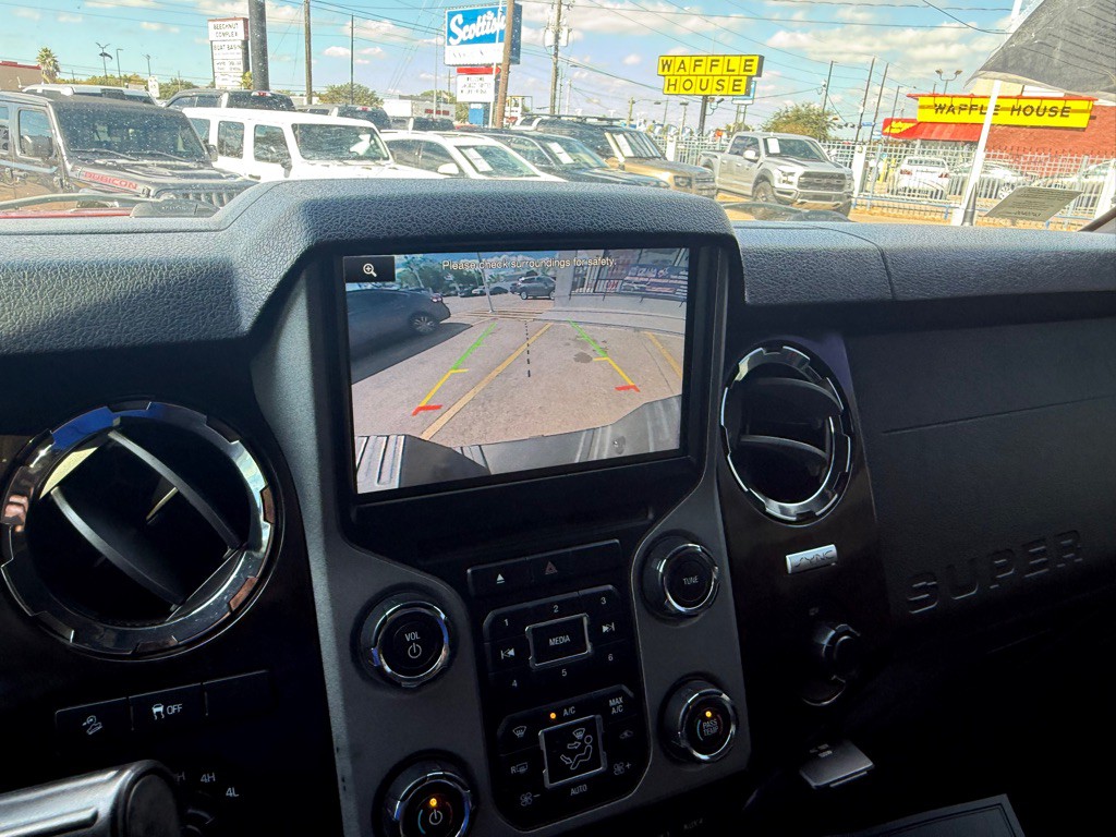 2016 Ford F-250 Image 24