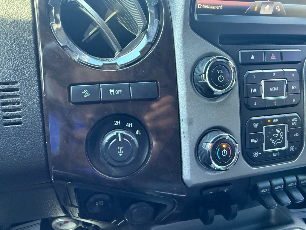 2016 Ford F-250 Image 25