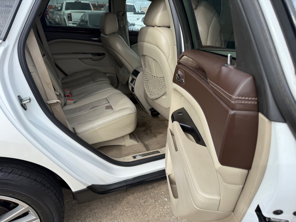 2015 Cadillac SRX Image 8