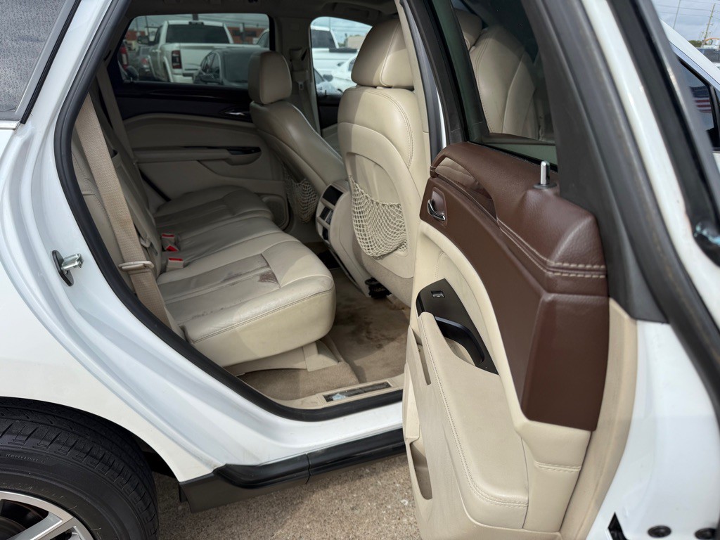 2015 Cadillac SRX Image 9