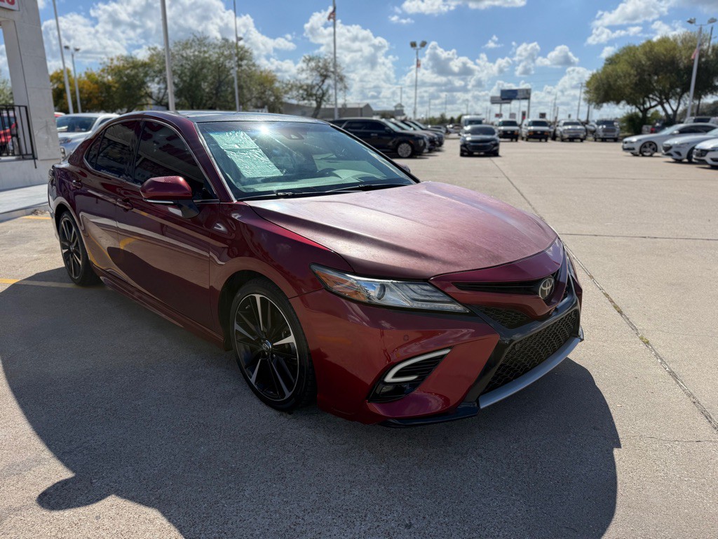 2018 Toyota Camry Image 3