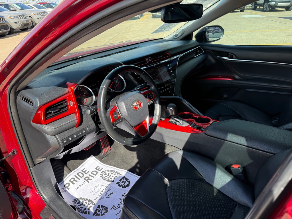 2018 Toyota Camry Image 10