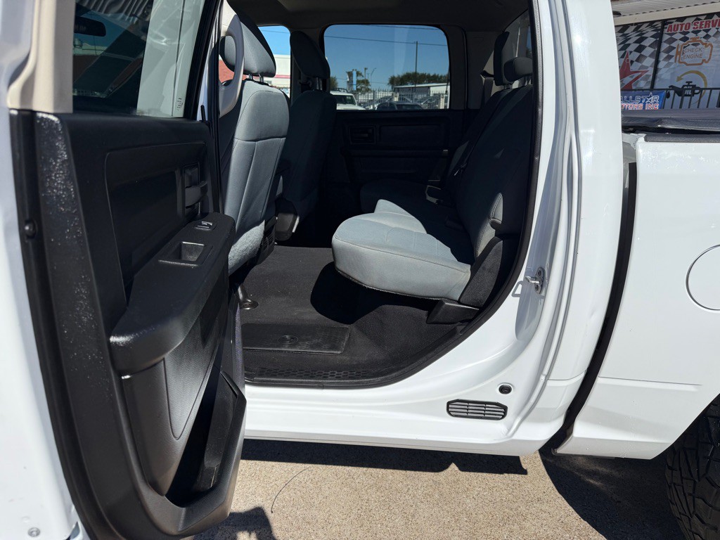 2019 RAM 1500 Image 35