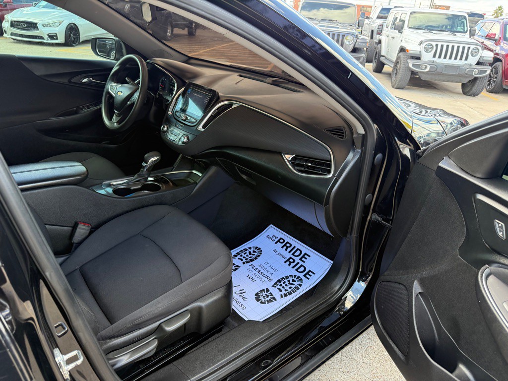 2021 Chevrolet Malibu Image 12