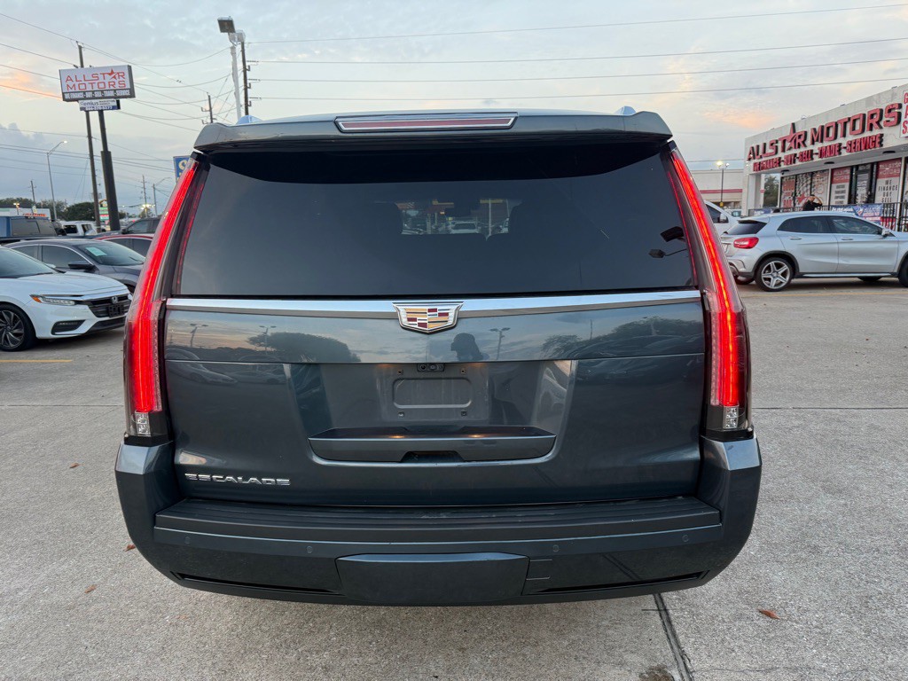 2020 Cadillac Escalade Image 10