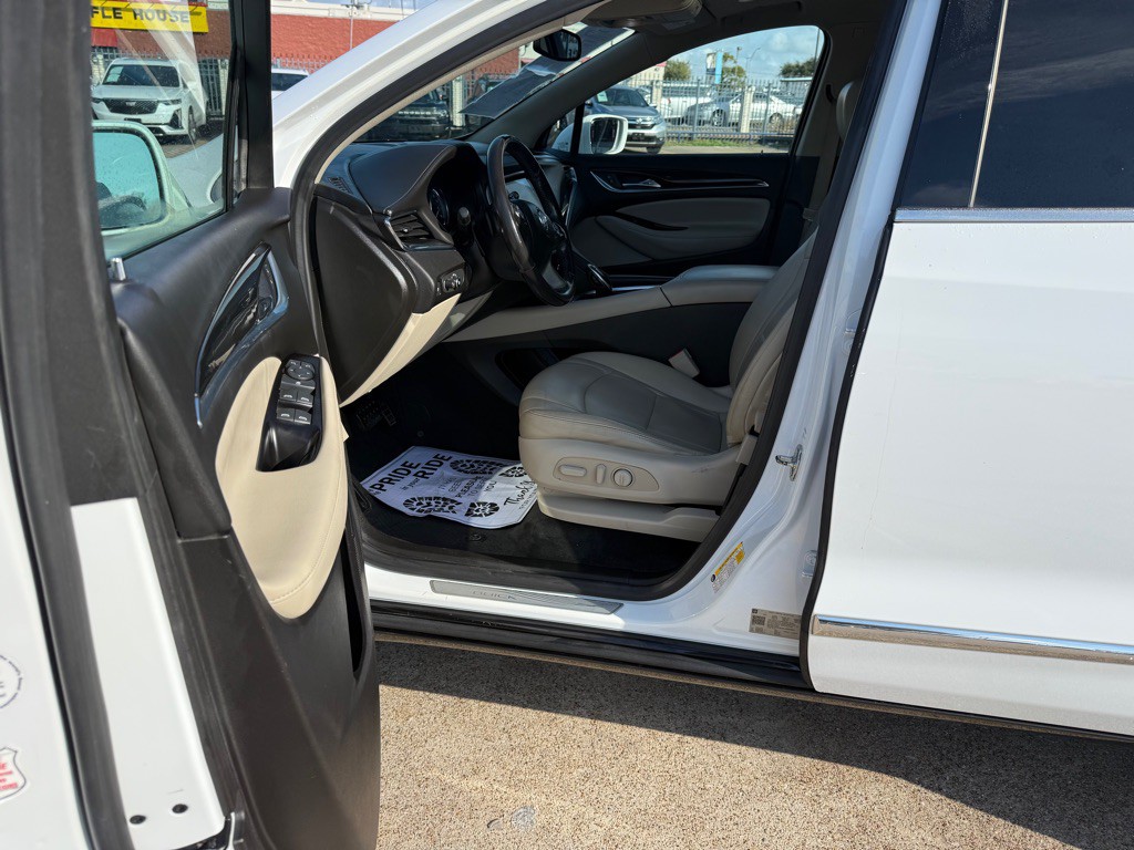 2019 Buick Enclave Image 12