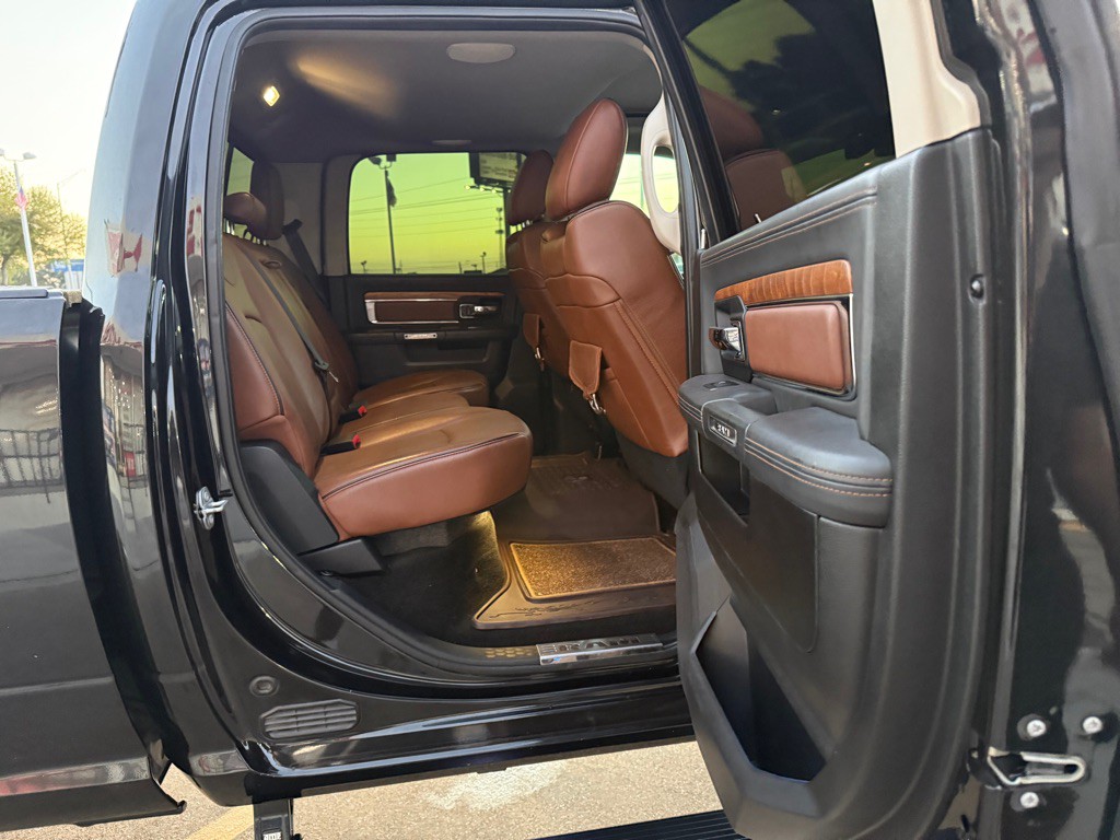 2015 RAM 2500 Image 6