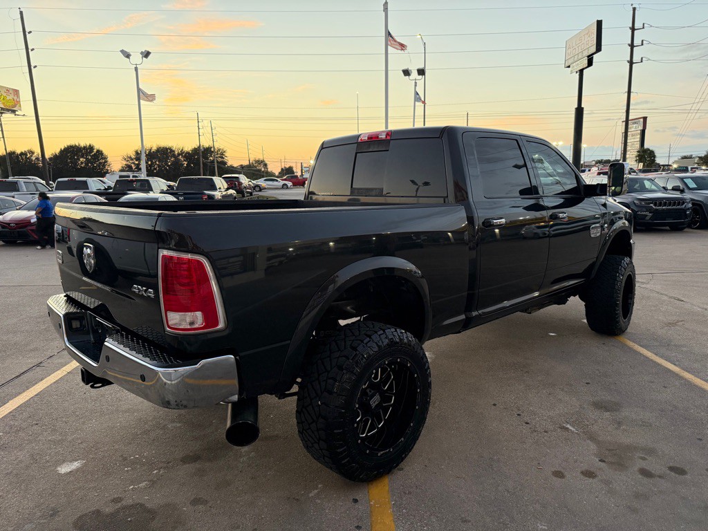 2015 RAM 2500 Image 9