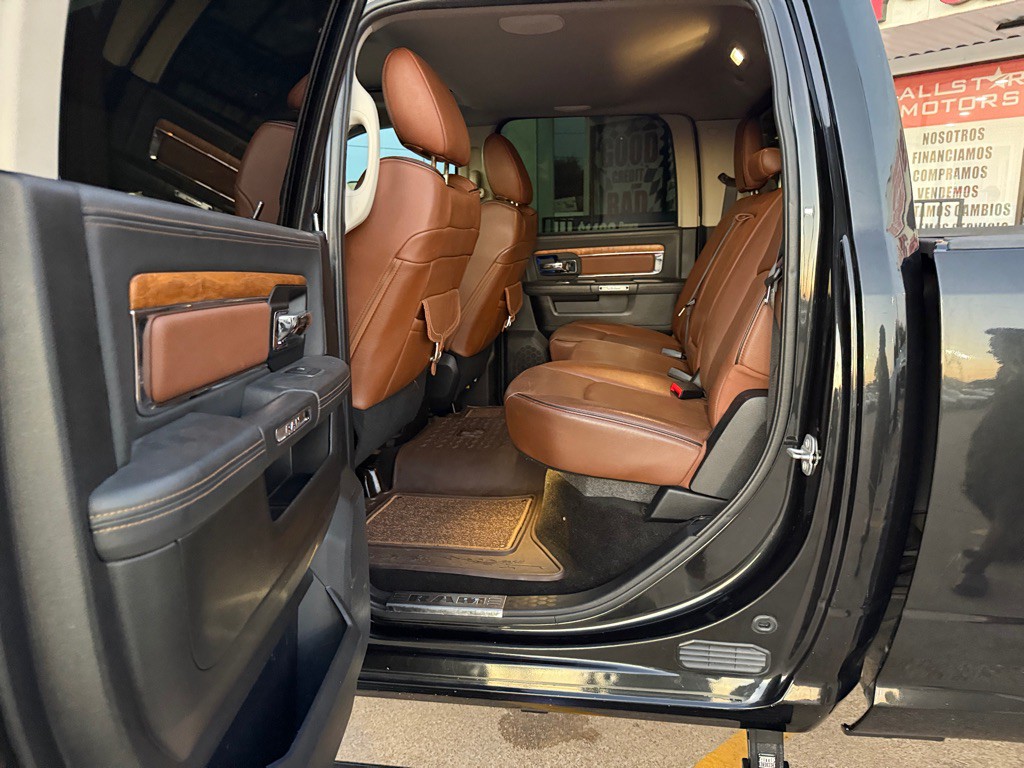 2015 RAM 2500 Image 11