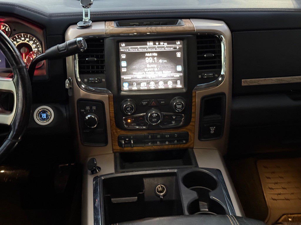 2015 RAM 2500 Image 18