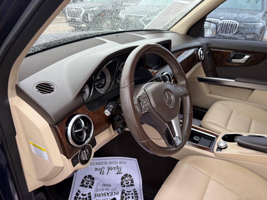2014 Mercedes-Benz GLK-Class Image 8