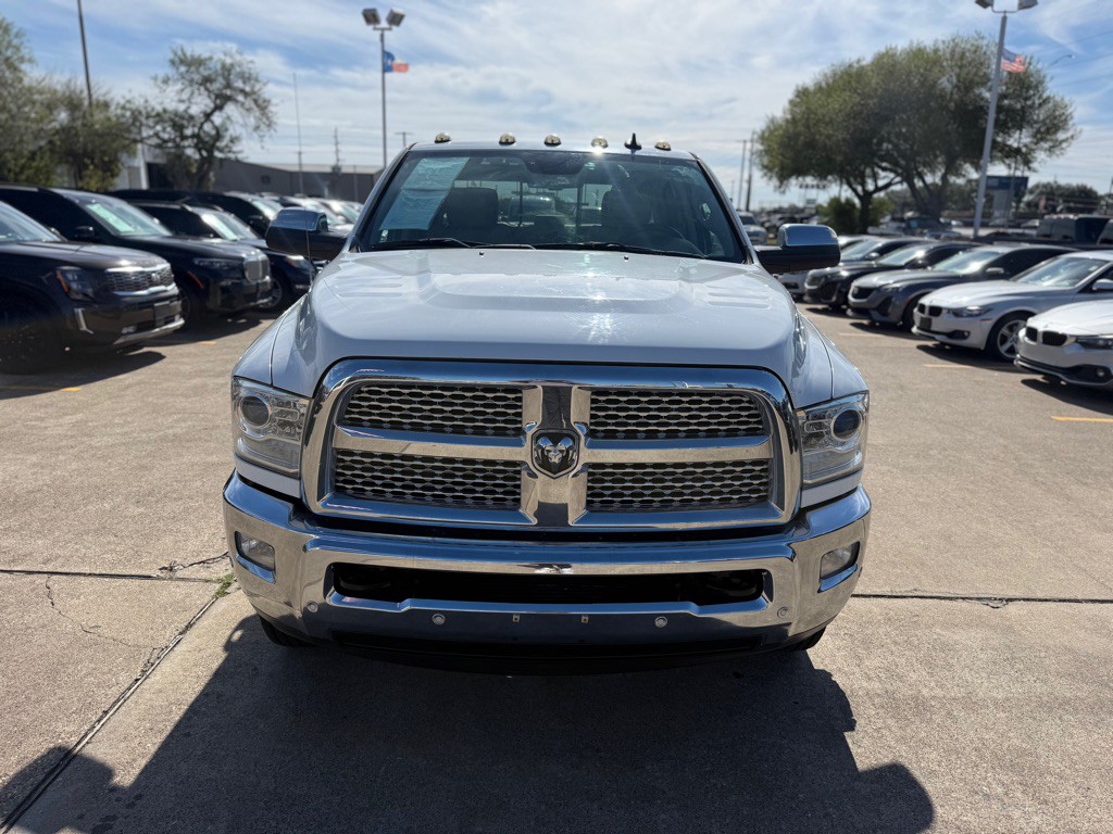 2017 RAM 3500 Image 2