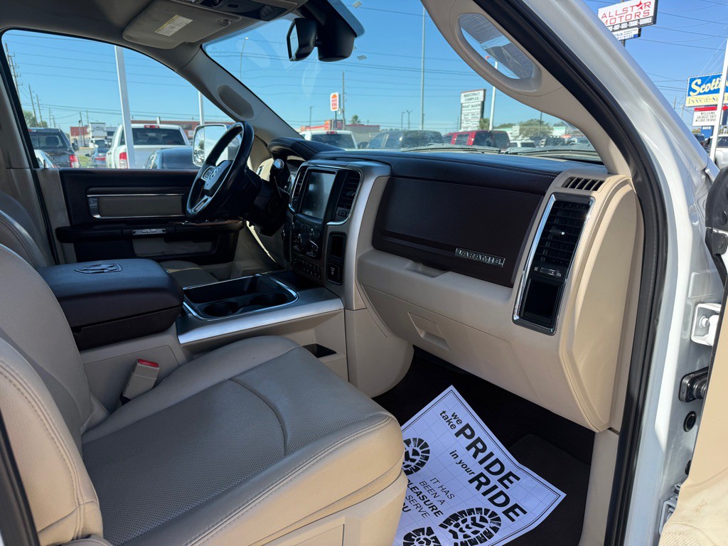 2017 RAM 3500 Image 7