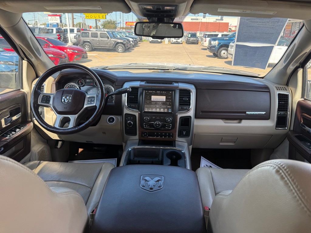 2017 RAM 3500 Image 9