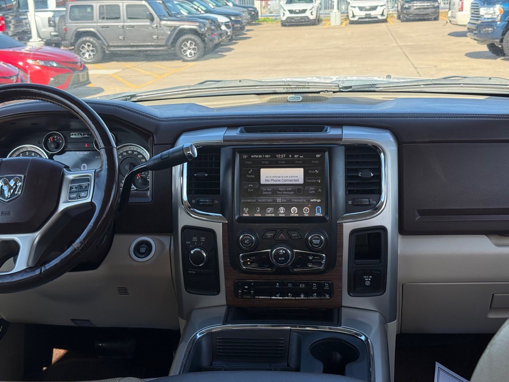 2017 RAM 3500 Image 11