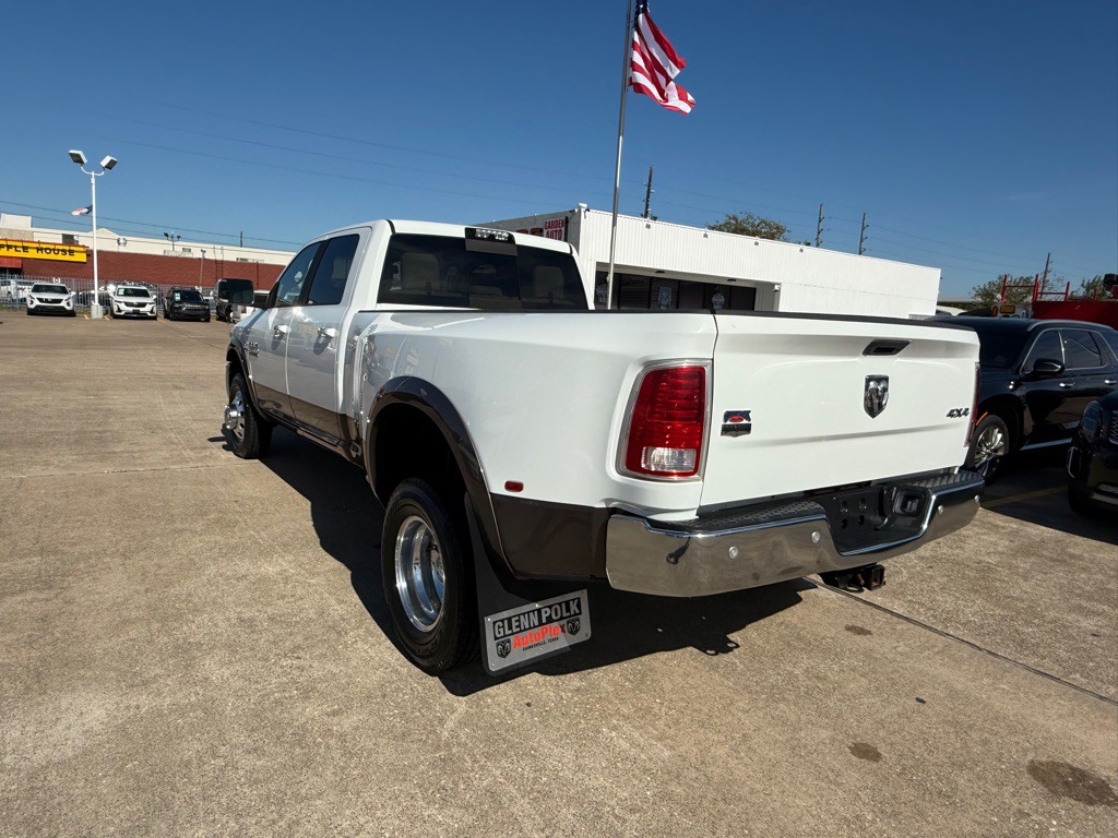 2017 RAM 3500 Image 17