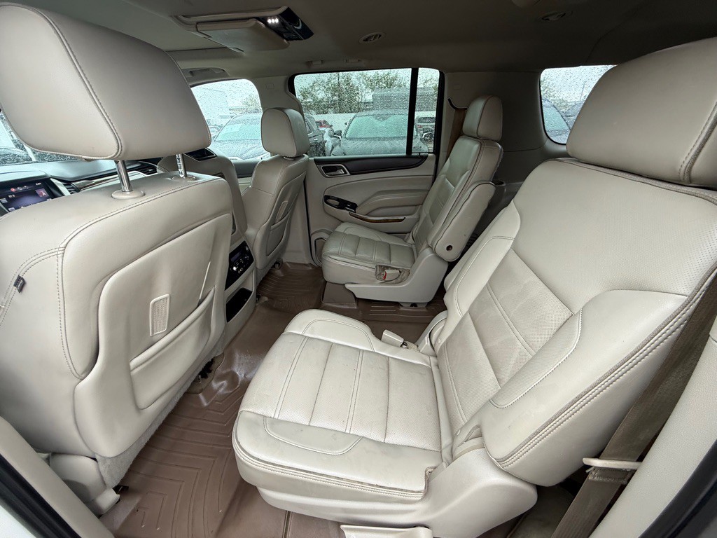 2015 GMC Yukon Image 9